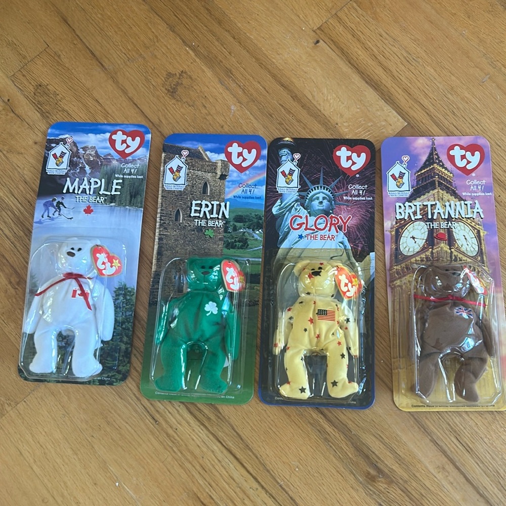 TY Beanie Babies Maple Erin Glory Britannia in bears new original package